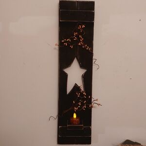 Primitive wall hanging